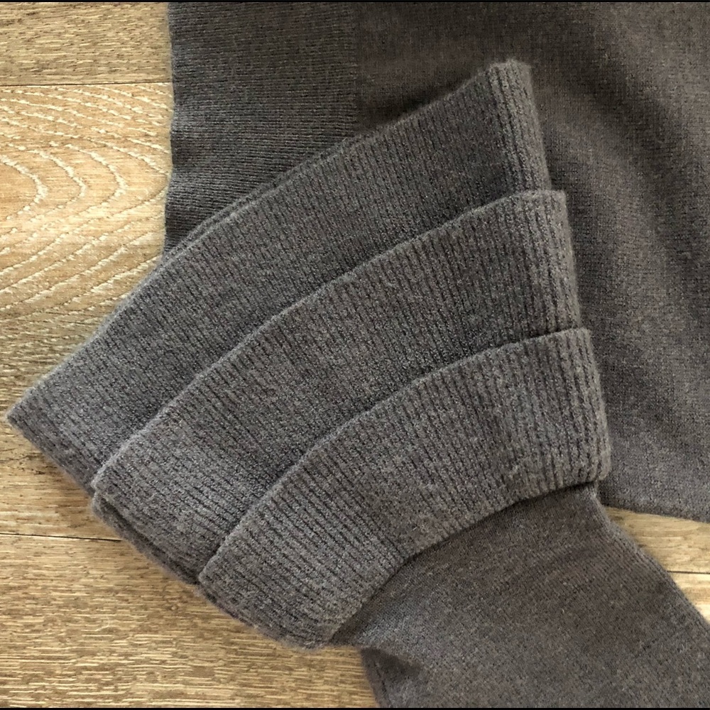 Black Swan Ruffle Sleeve Sweater - Picture 3 of 3